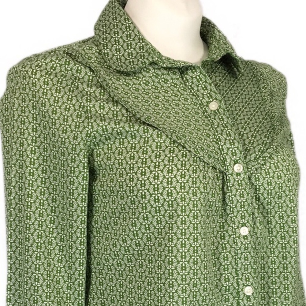Old Navy Western Style Green White Ditzy Print Shirt XS Long Sleeve Button Woman